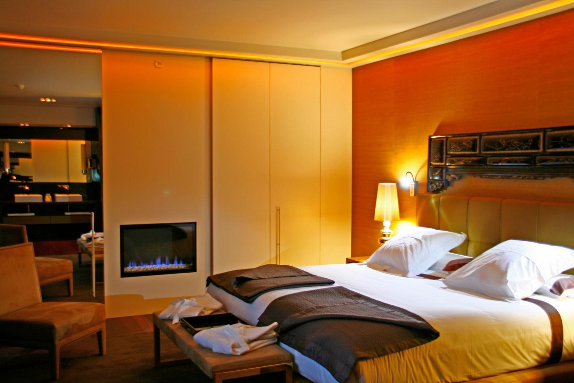 Gran Hotel Nagari Boutique & Spa Βίγκο Εξωτερικό φωτογραφία A room at the Mandarin Oriental, Munich