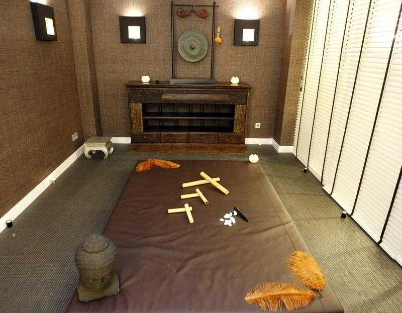 Gran Hotel Nagari Boutique & Spa Βίγκο Εξωτερικό φωτογραφία A room for the practice of shiatsu